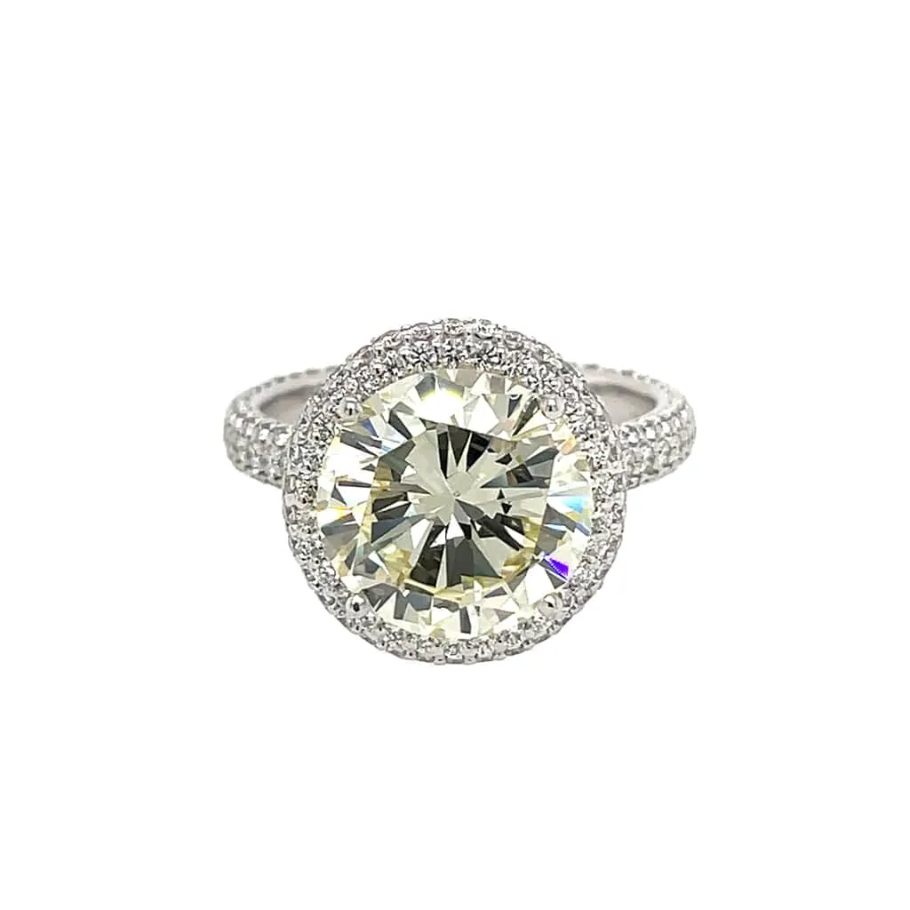 18k White Gold 5.01ct Round Brilliant Cut Diamond Ring, GIA Certified