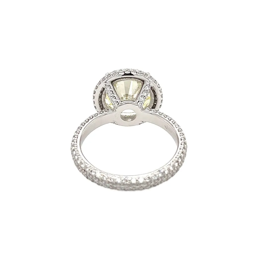 18k White Gold 5.01ct Round Brilliant Cut Diamond Ring, GIA Certified