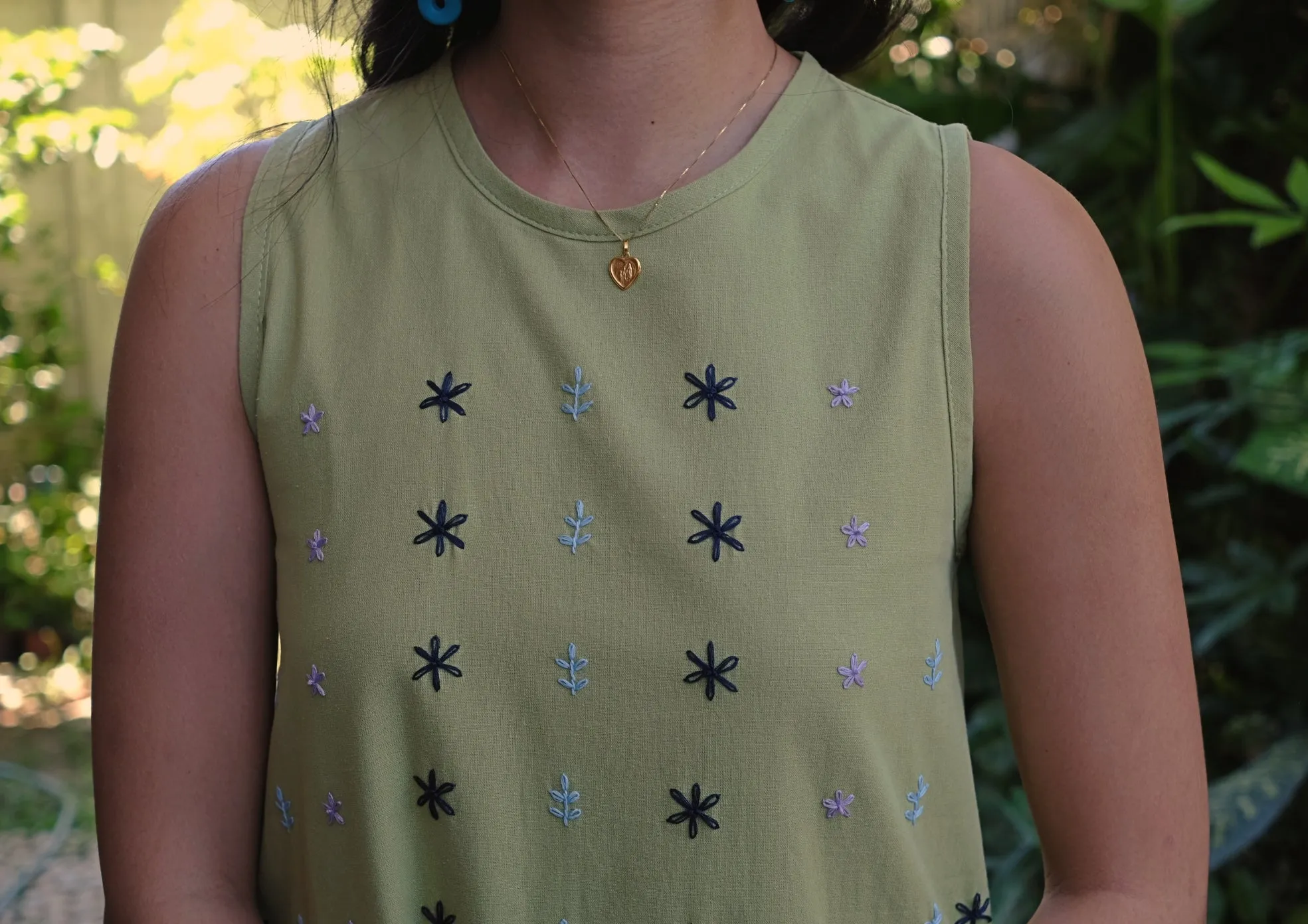 daisy dress - avocado green