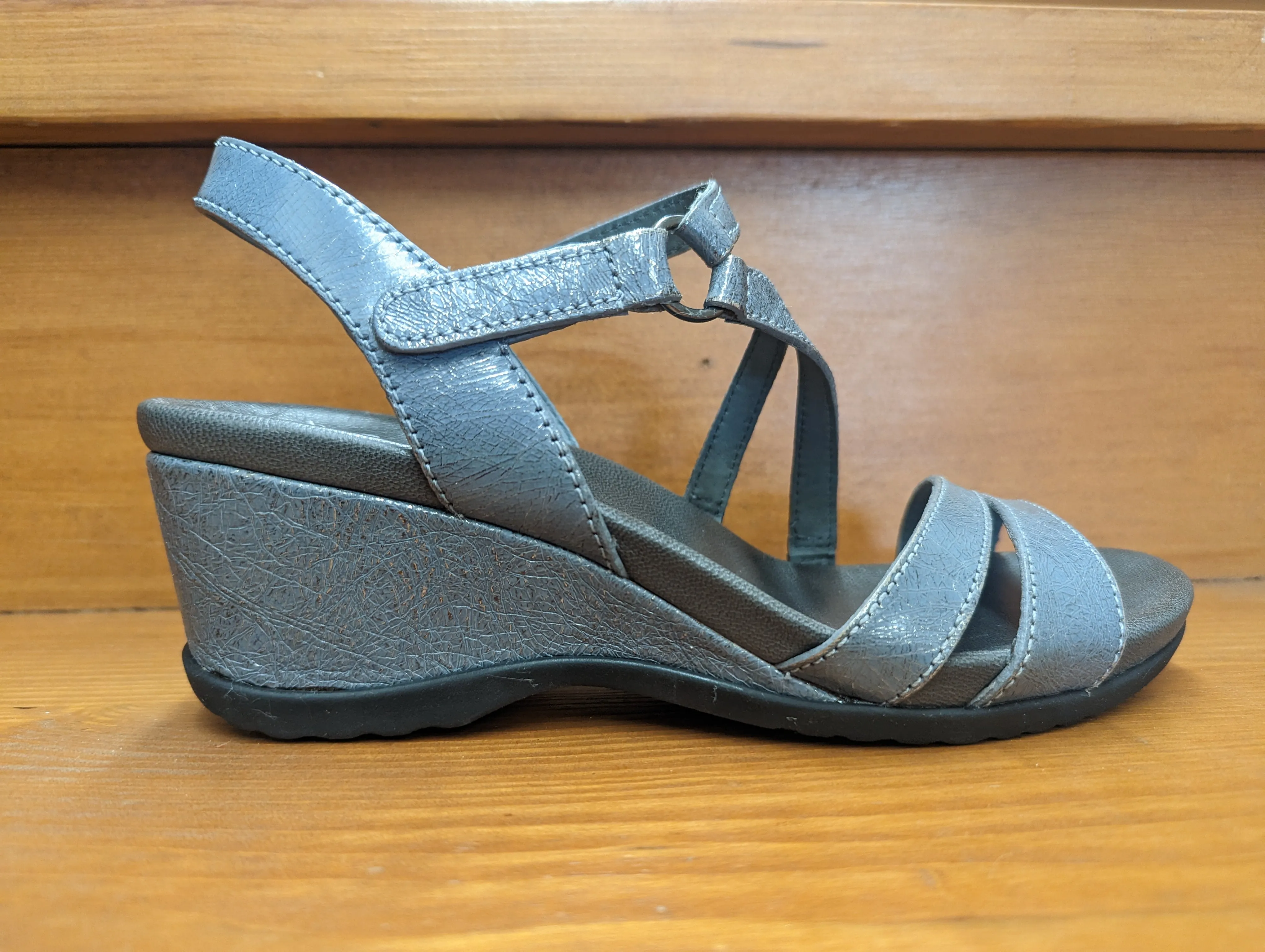 Dansko Addyson Pewter Metallic