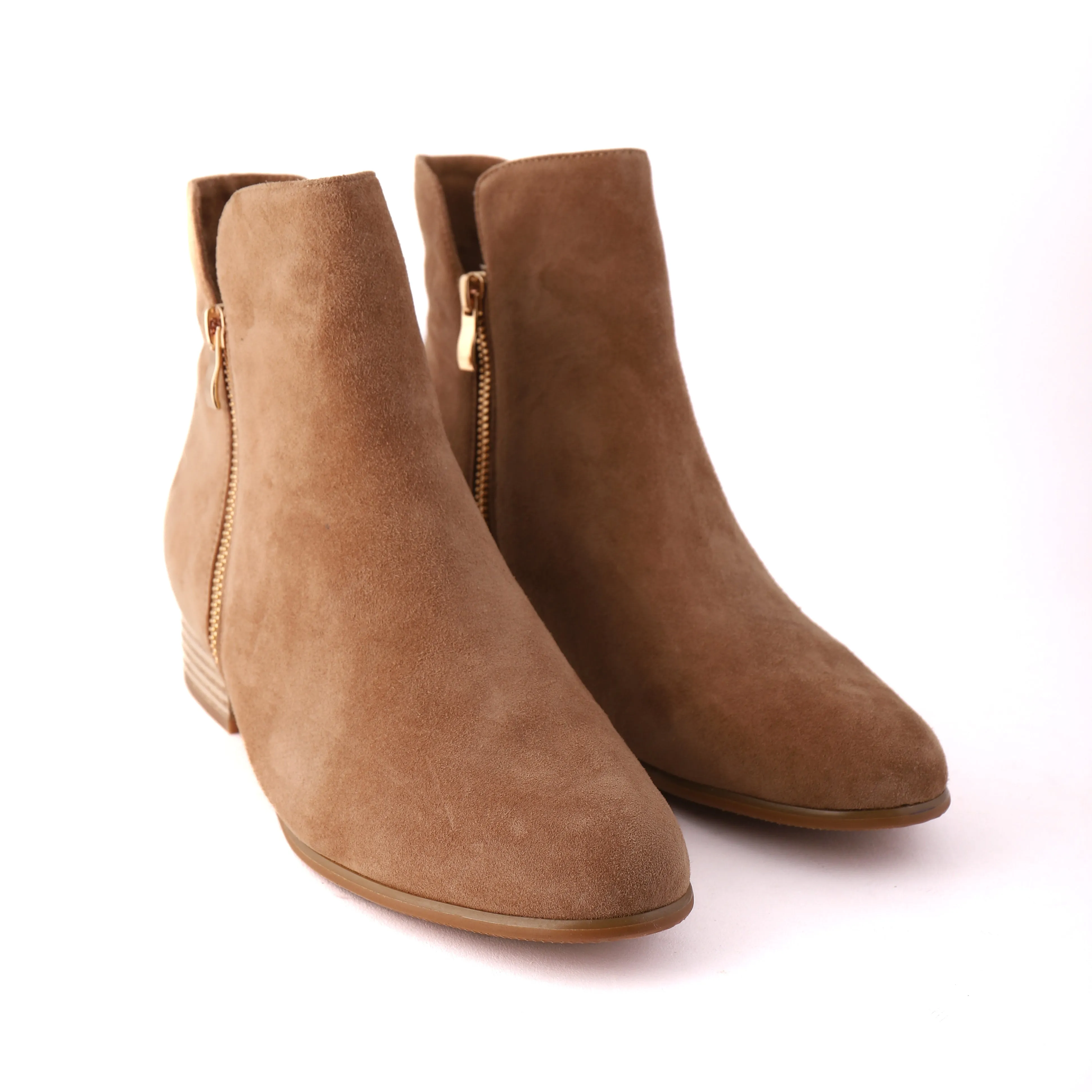 ELLYSE Whisky Suede