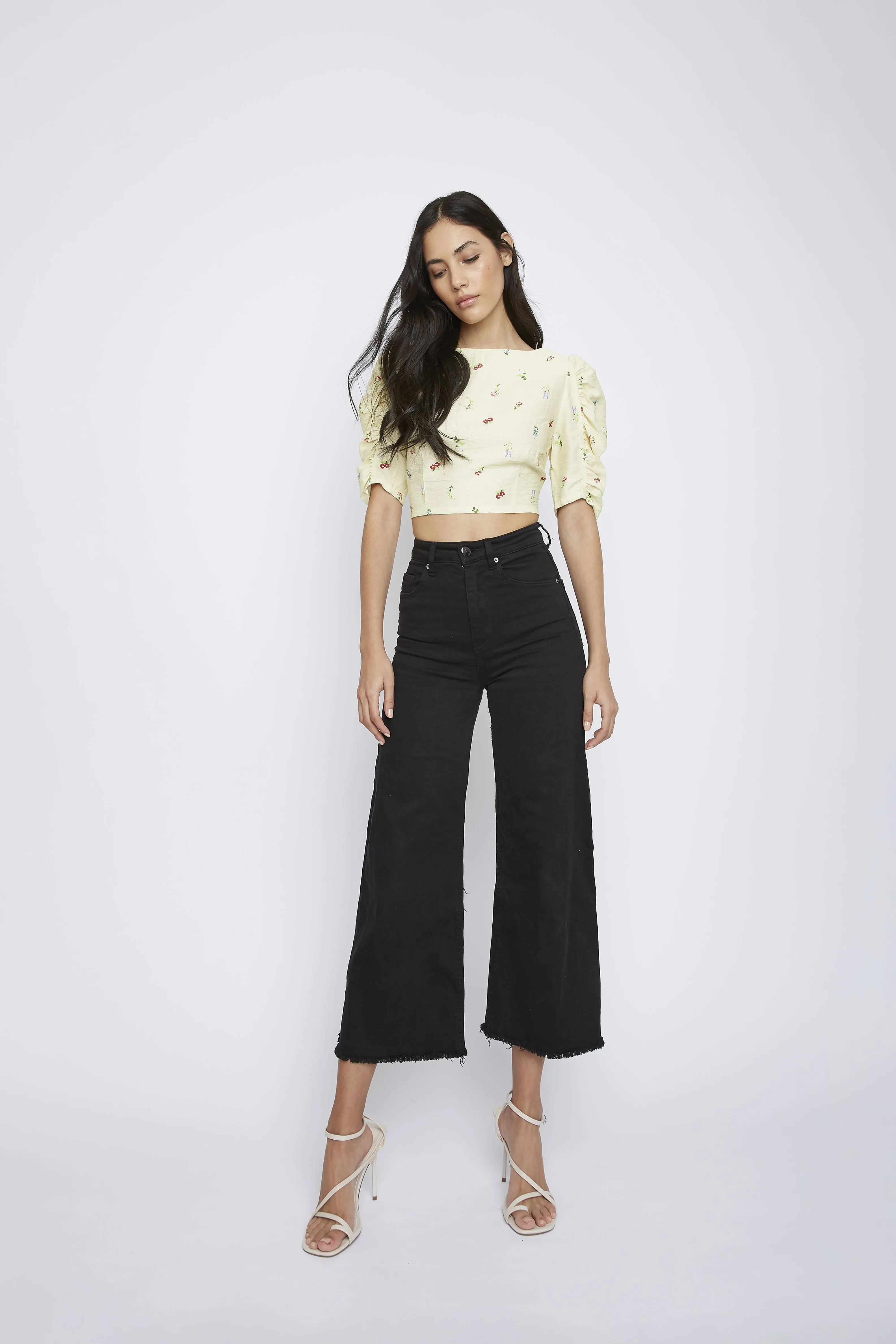 Glamorous Botanical Ditsy Ruffle Sleeve Crop Top