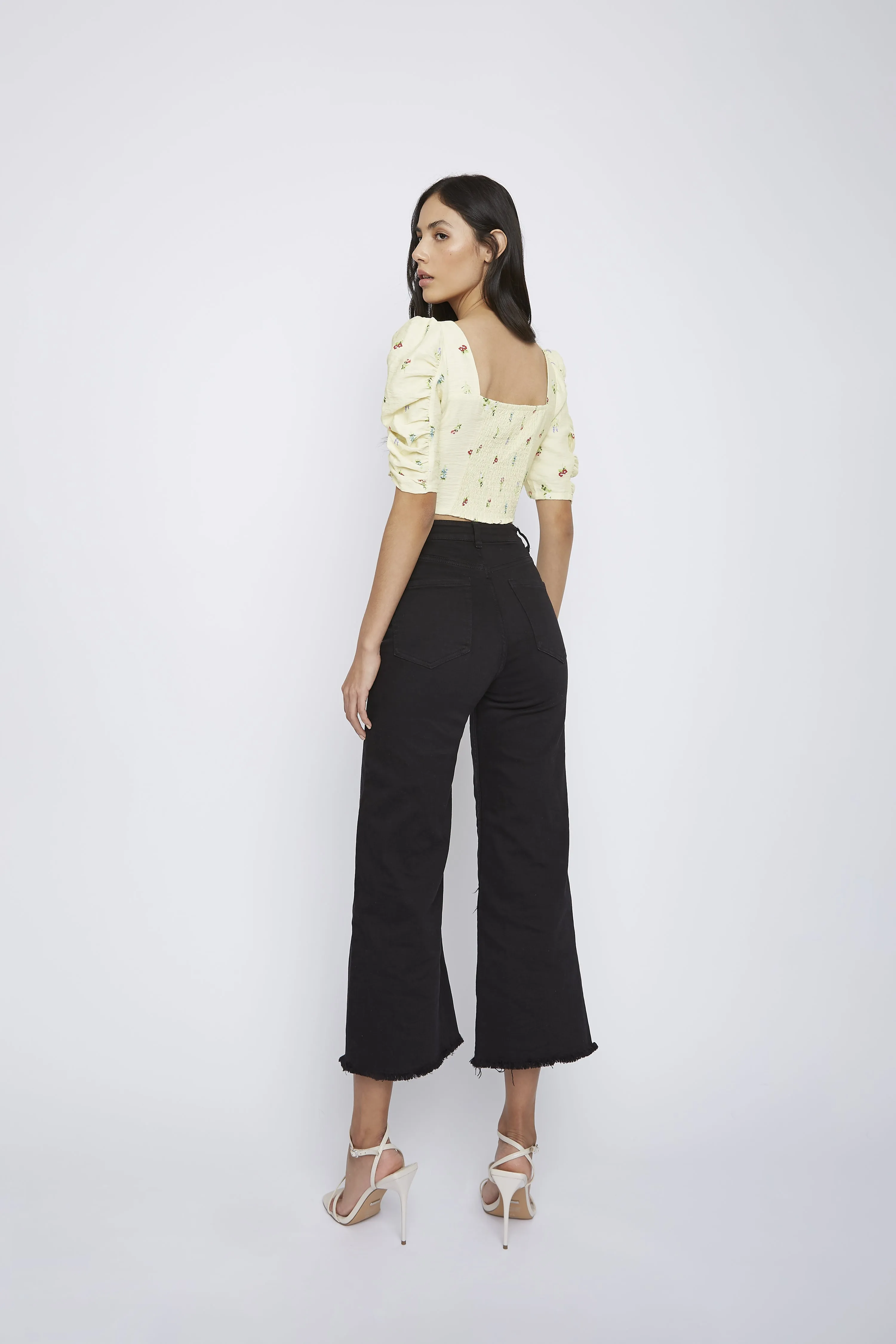 Glamorous Botanical Ditsy Ruffle Sleeve Crop Top