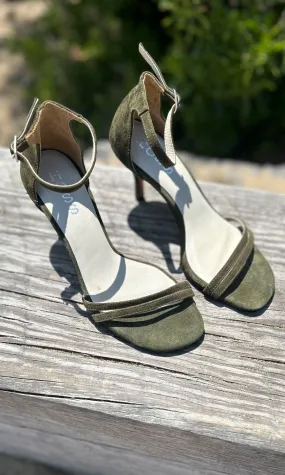 HOSS Morgan Olive Suede Heels