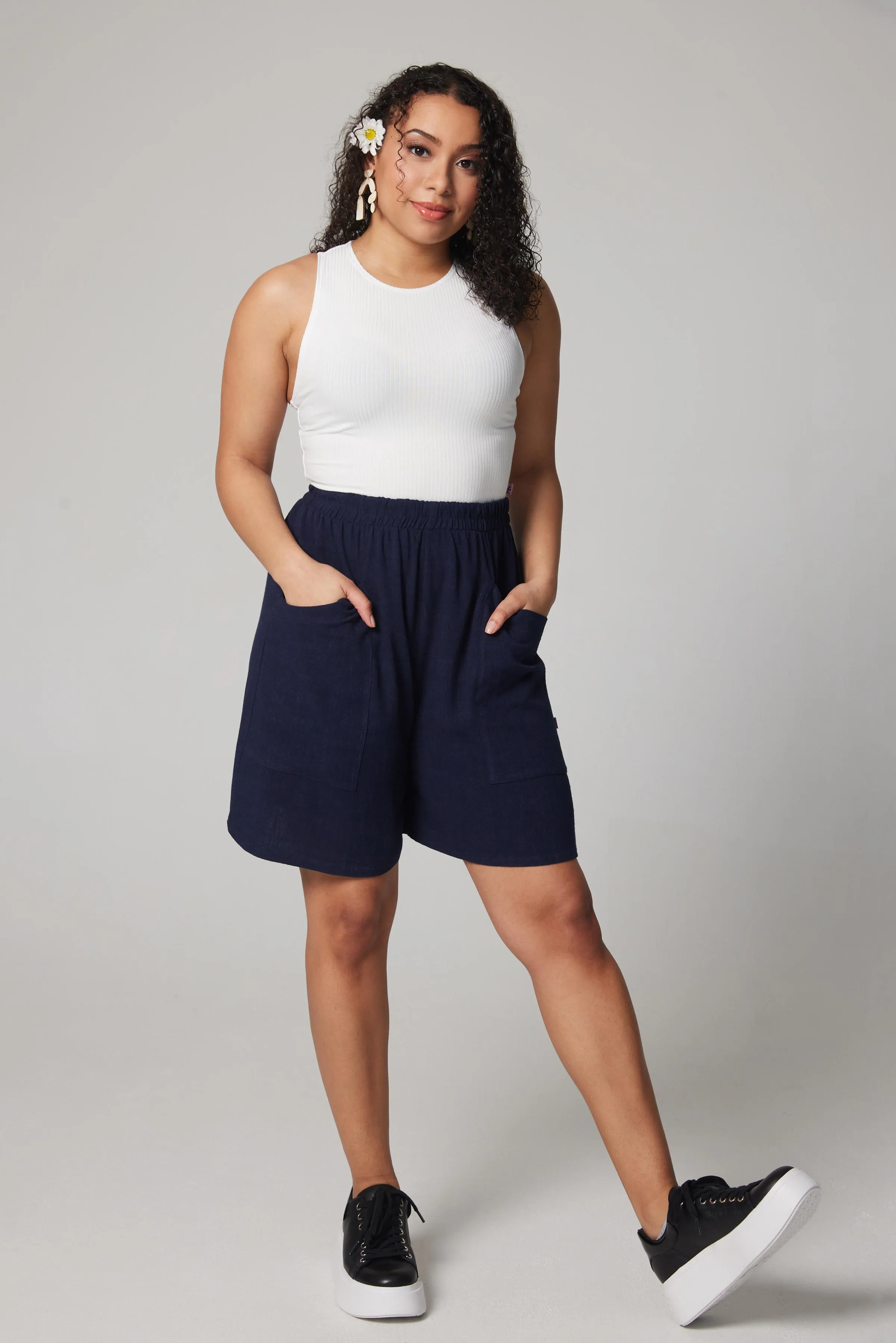 Linen Shorts - Navy